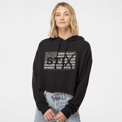 Distress Flag Women’s Lightweight Cropped Hoodie